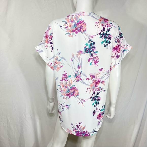 Floral Print Batwing Sleeve Popover Blouse - Picture 2 of 4